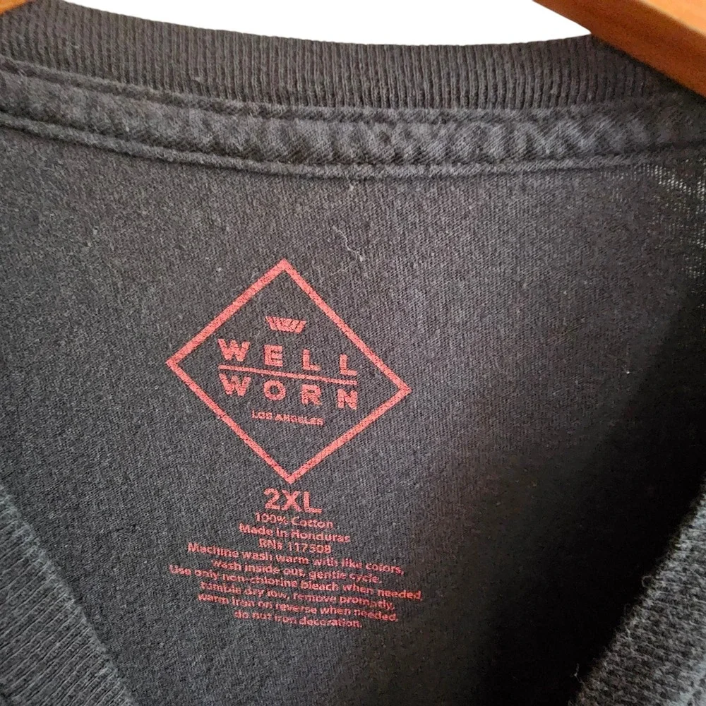 Well Worn striking graphic